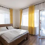 Harom A Kislany Vendeghaz 아파트 Sárospatak