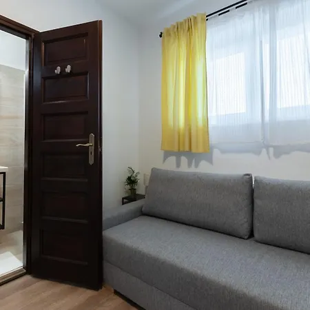 Apartment Harom A Kislany Vendeghaz Sarospatak