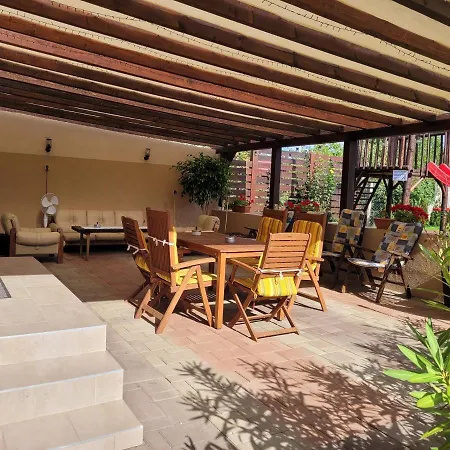 Harom A Kislany Vendeghaz Apartament *